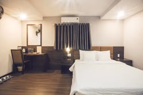 Deluxe King Room