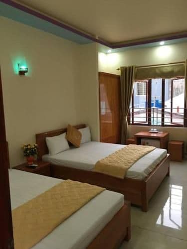 Twin Room with Private Bathroom