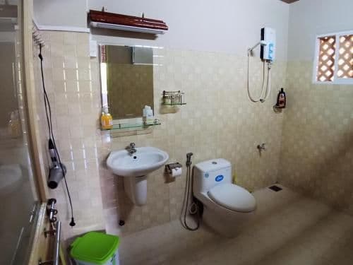 Twin Room with Pool View