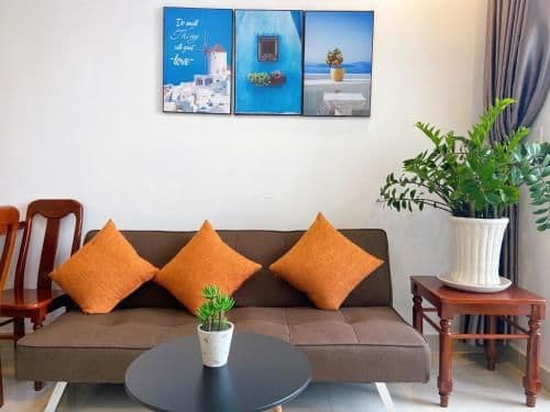 One-Bedroom Apartment