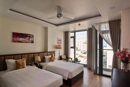 Double or Twin Room with Sea View