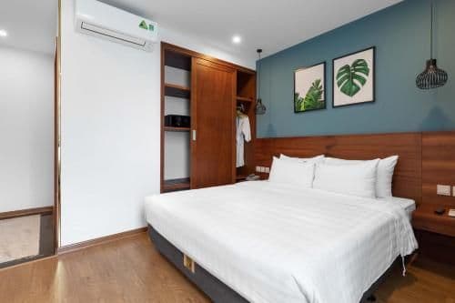 Large Double Room