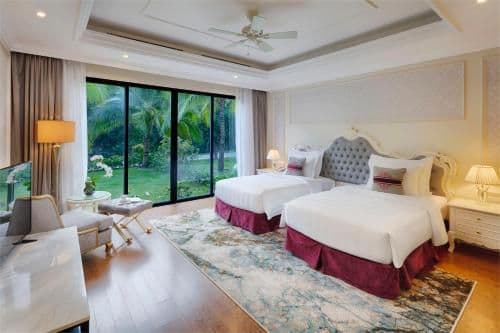 Four Bedroom Villa Lake View - Private Pool