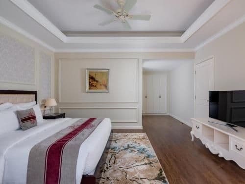 Two Bedroom Villa Lake View - Private Pool