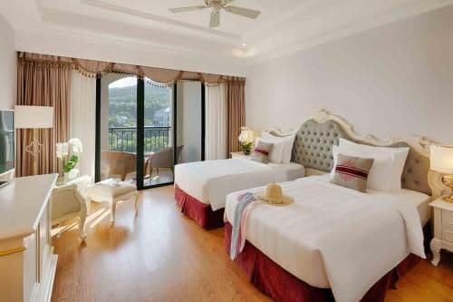 Four Bedroom Villa Lake View - Private Pool