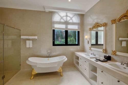 Four Bedroom Villa Lake View - Private Pool