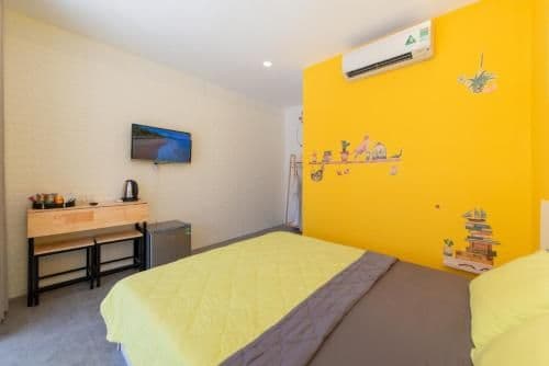 Deluxe Queen Room