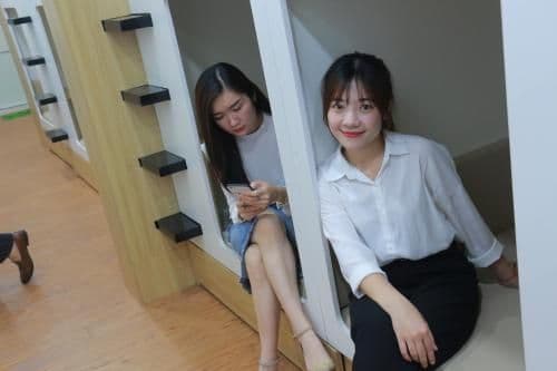 Single Bed in Mixed Dormitory Room
