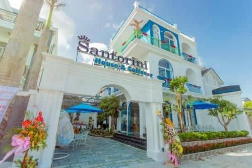 Santorini House and Coffee Santorini House and Coffee