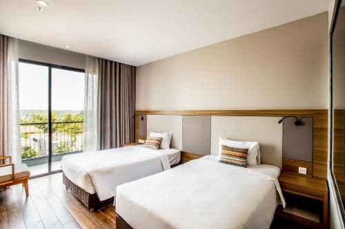Deluxe Double or Twin Room with City View