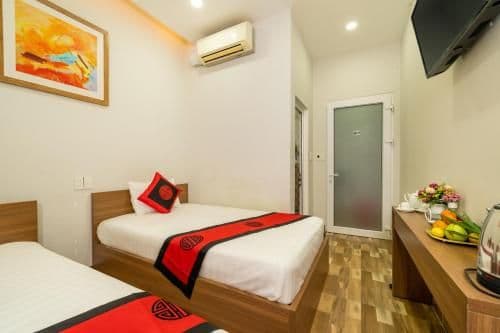 Standard Queen Room