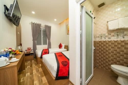 Standard Queen Room