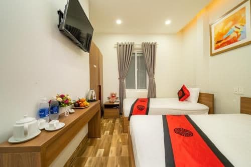 Standard Queen Room