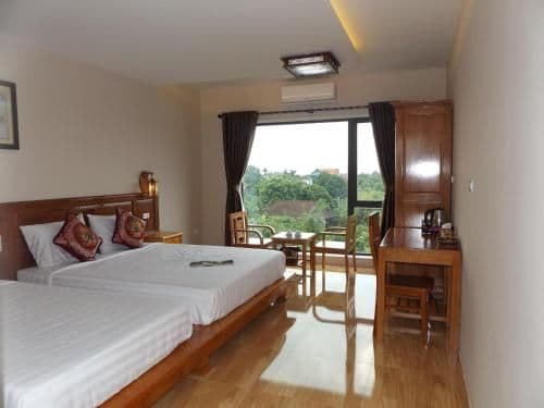 Twin Room with View