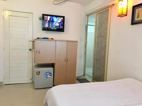 Standard King Room