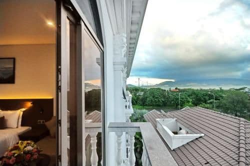 Deluxe Double Room with Balcony