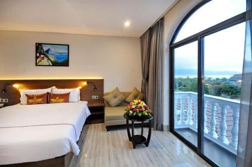 Deluxe Double Room with Balcony