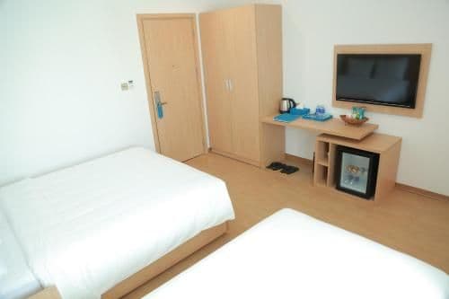 Triple Room with City View