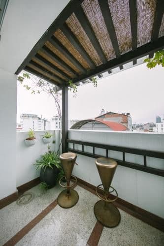 Apartment with Balcony