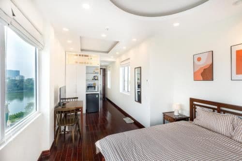 Apartment with Balcony