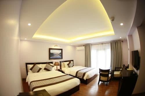 Superior Twin Room with Balcony and City View