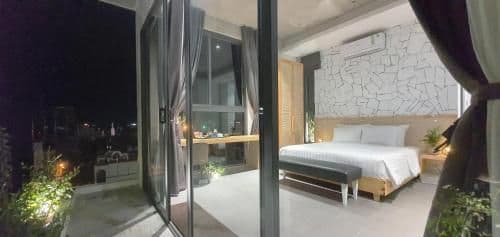 Deluxe Double Room with Balcony
