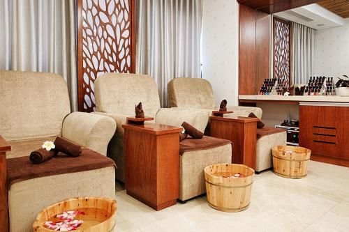 ปารีส เดลี่ ดานัง บีช โฮเทล (Paris Deli Danang Beach Hotel)4