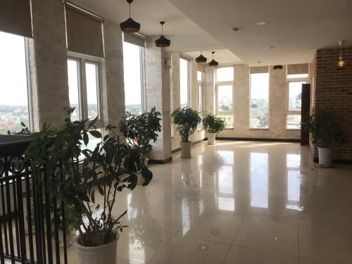 Elegant Hotel (Elegant Hotel.)1