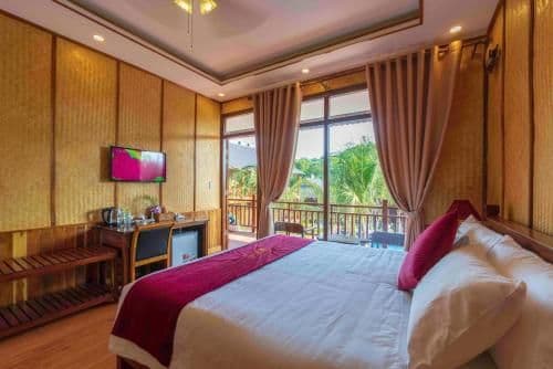 Deluxe Double or Twin Room with Pool View