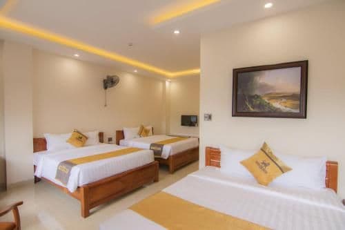 Deluxe Family Room