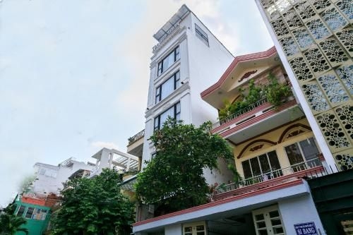 The Blue Airport Hotel0