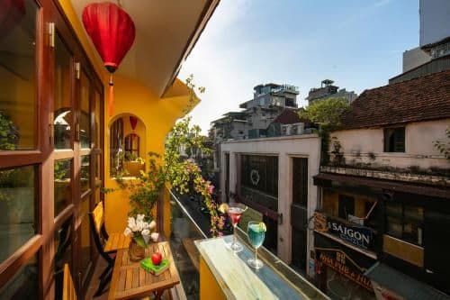 Historical Twin with Balcony