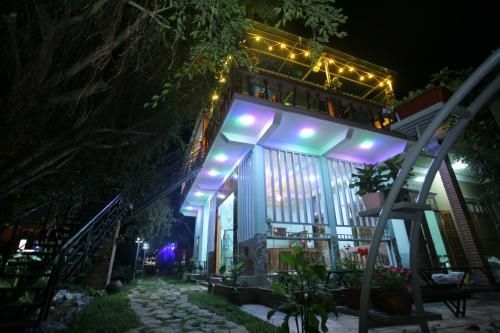 Ngoc's Garden House0