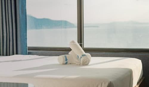 Three Bedroom Apartment with Ocean View