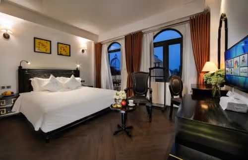 Suite with Balcony
