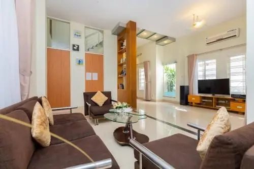 Deluxe Villa