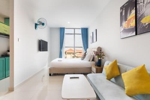 Apartment with Balcony