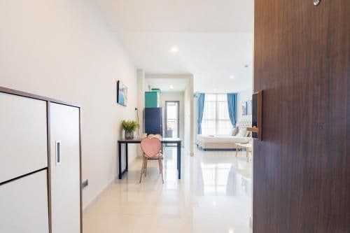 Apartment with Balcony