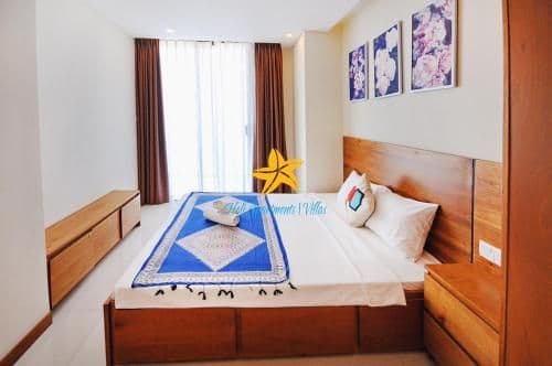 Three-Bedroom Apartment with Sea View