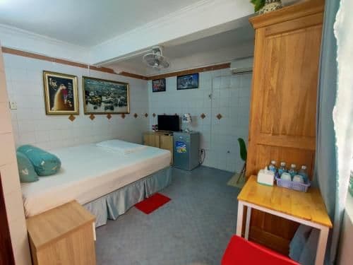Standard King Room