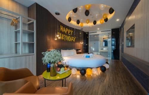 Junior Suite with Balcony