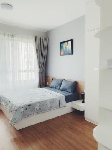 Apartment with Lake View
