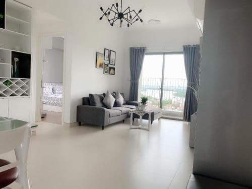 Apartment with Lake View