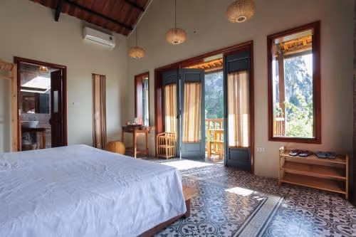 Superior Double or Twin Room with Mountain View