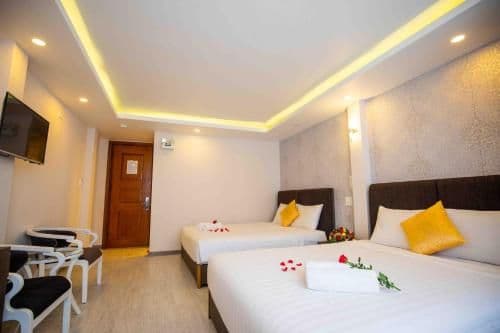 Deluxe Family Room
