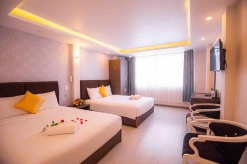 Deluxe Family Room