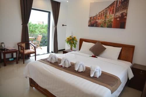 Deluxe Double Room with Balcony