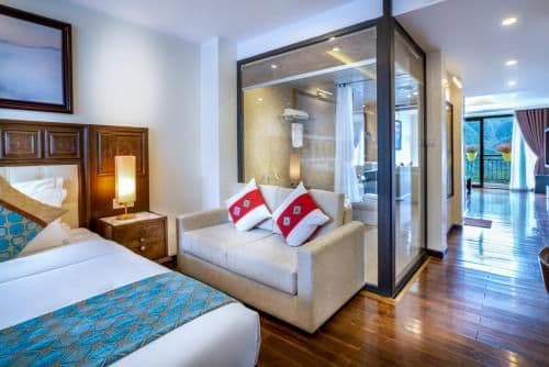 Suite with Mountain View