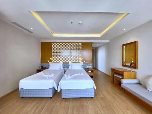 King Room with Balcony