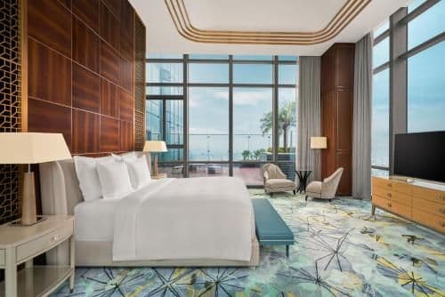 Presidential Suite - Club Lounge Access